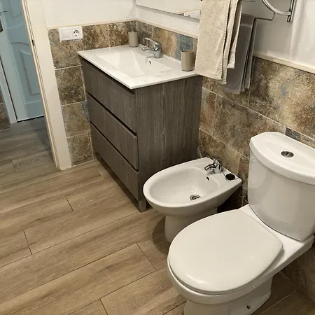 Casa Luca - 8 Minutes From The Airport